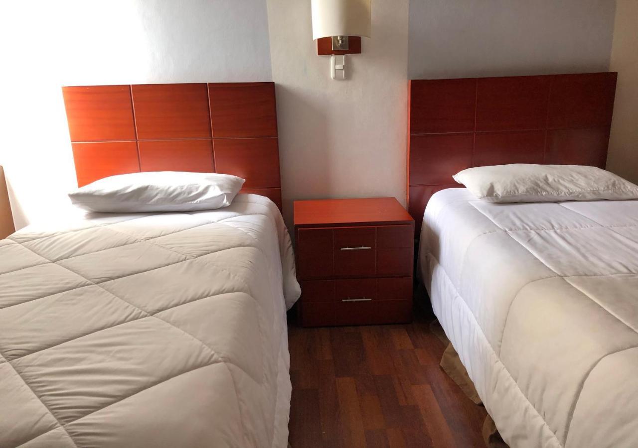Filatelia Suites & Travel Quito Extérieur photo
