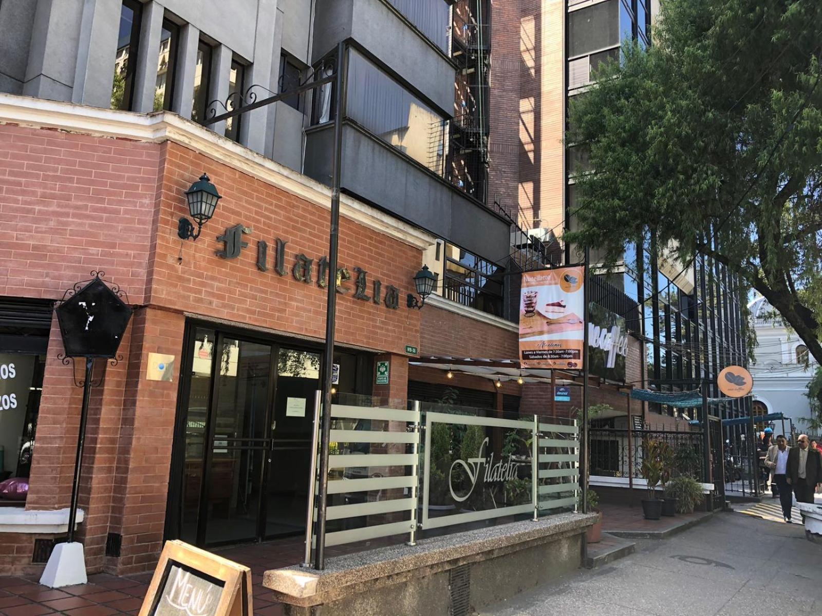 Filatelia Suites & Travel Quito Extérieur photo