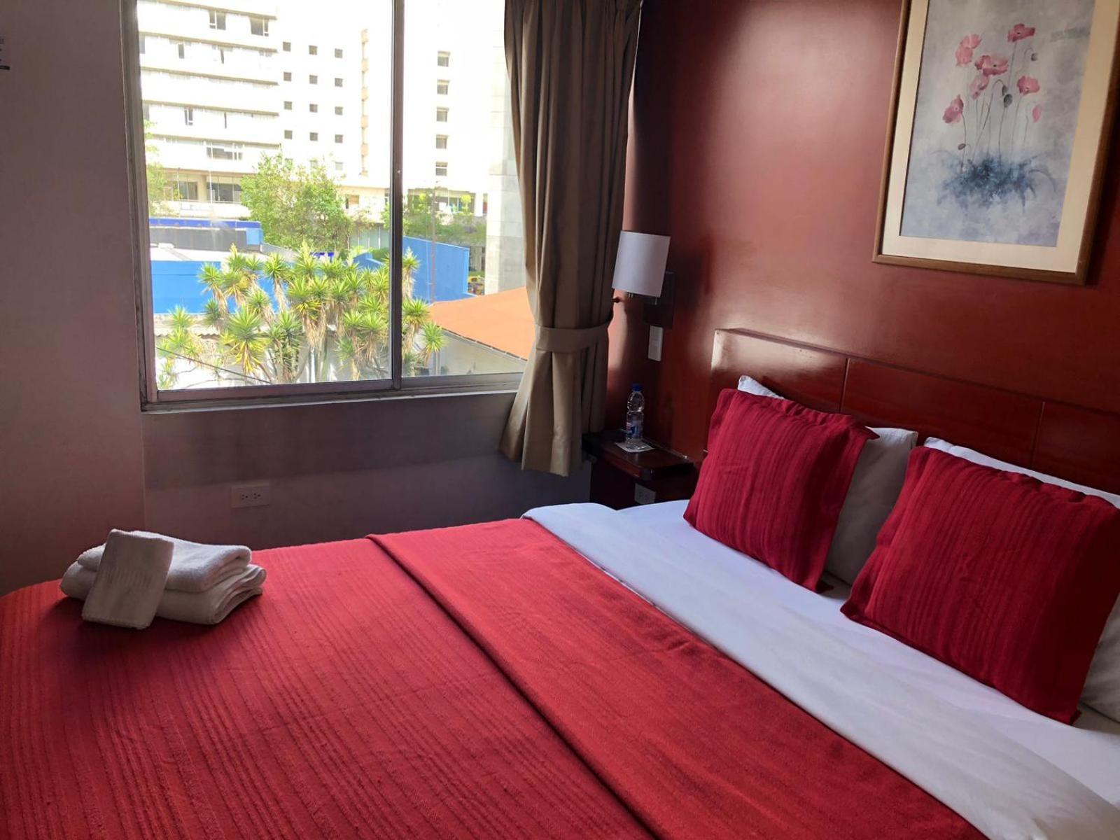 Filatelia Suites & Travel Quito Extérieur photo