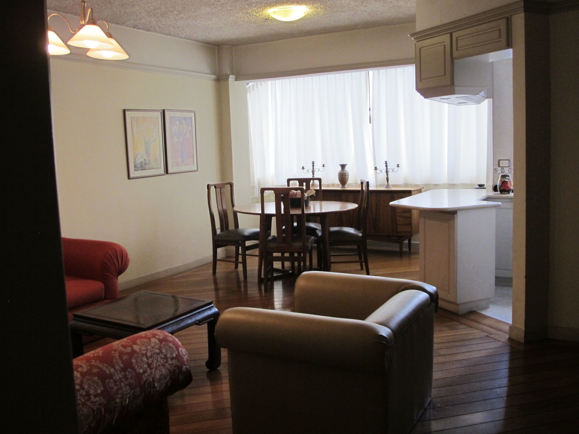 Filatelia Suites & Travel Quito Extérieur photo