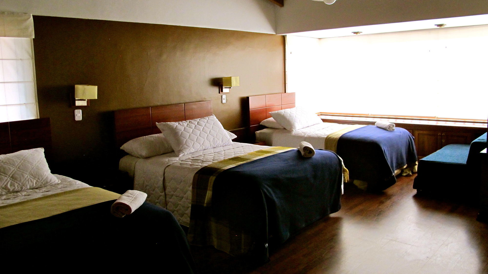 Filatelia Suites & Travel Quito Extérieur photo